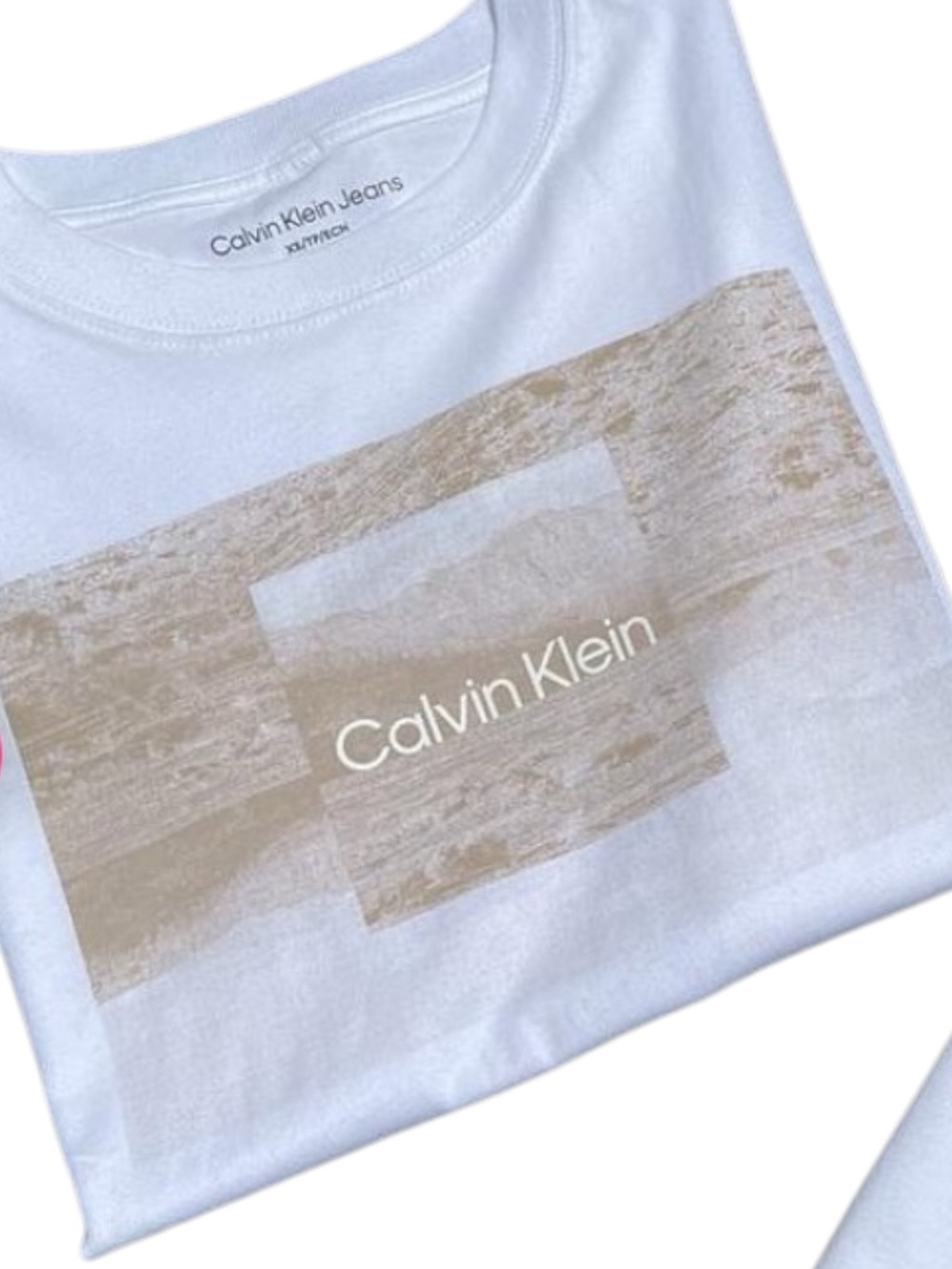 Calvin Klein White Cotton Tee Shirt/Ring Baby Tee